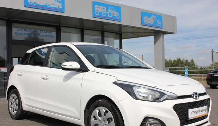 Hyundai i20 cena 44900 przebieg: 18100, rok produkcji 2019 z Gniezno małe 191